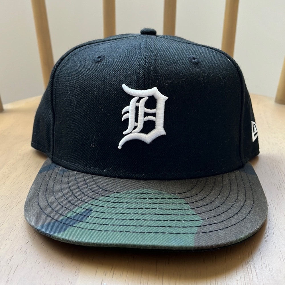 Detroit Tigers Camo Brim SnapBack